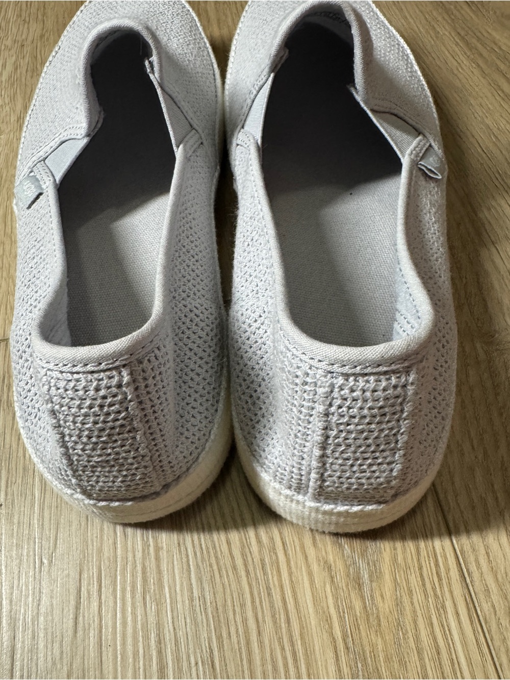 UGG Bren Light Gray Cotton Mesh Slip-On Sneakers Women's Sz. 10 - Picture 6 of 9